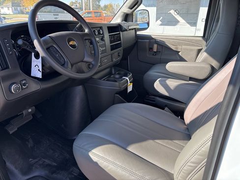 New 2025 Chevrolet Express 2500 w/ Driver Convenience Package image 12