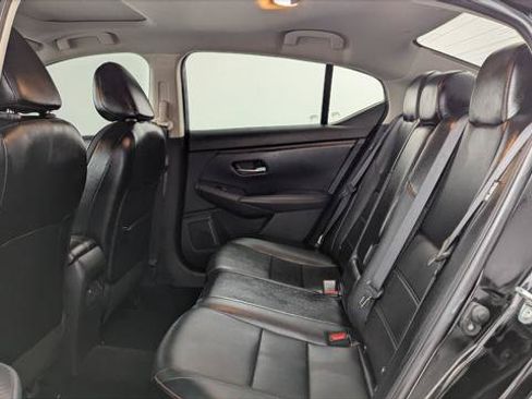 Used 2024 Nissan Sentra SR w/ SR Premium Package FWD image 17