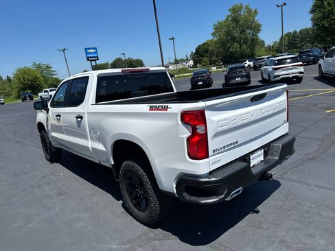 Used 2026 Chevrolet Silverado 1500 LT Trail Boss w/ LT Trail Boss Premium Package AWD/4WD image 10