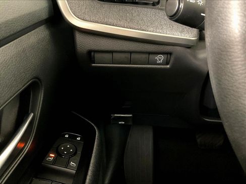 Certified 2026 Nissan Kicks SV w/ Charging Package FWD image 15
