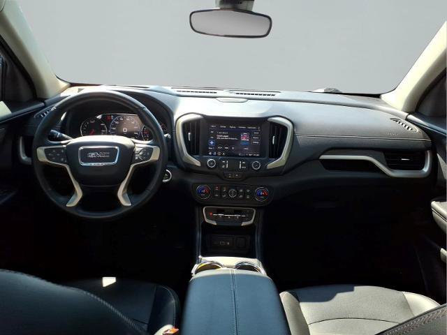 Used 2023 GMC Terrain Denali w/ Denali Premium Package AWD/4WD image 7