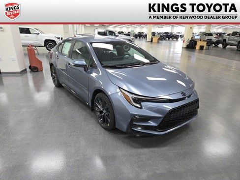 New 2026 Toyota Corolla SE image 1
