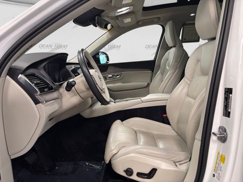 Used 2023 Volvo XC90 T8 Ultimate w/ Protection Package Premier AWD/4WD image 9