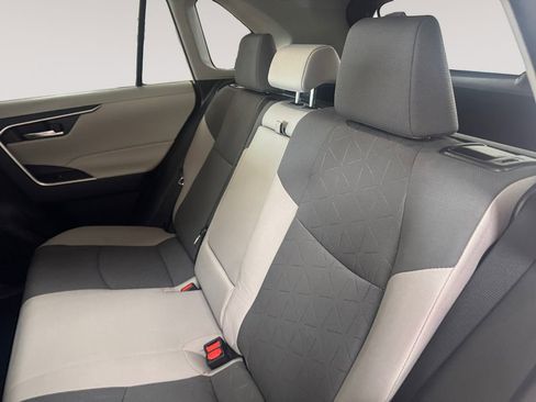 Used 2025 Toyota RAV4 XLE w/ Convenience Package image 13