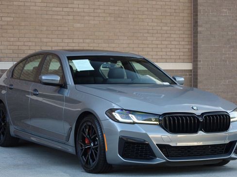 Used 2023 BMW 540i xDrive w/ M Sport Package AWD/4WD image 7