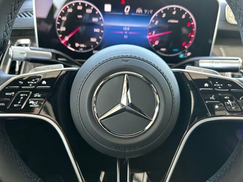 New 2025 Mercedes-Benz S 500 4MATIC image 23