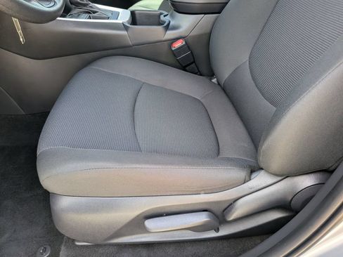 Used 2025 Toyota RAV4 LE FWD image 21