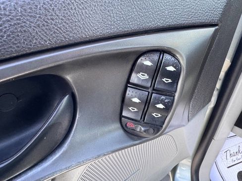 Used 2006 Ford Focus SE image 12