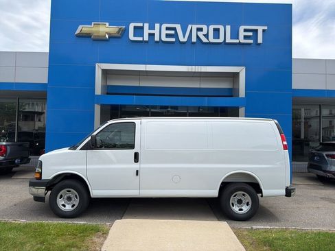 New 2026 Chevrolet Express 2500 w/ Driver Convenience Package RWD image 2