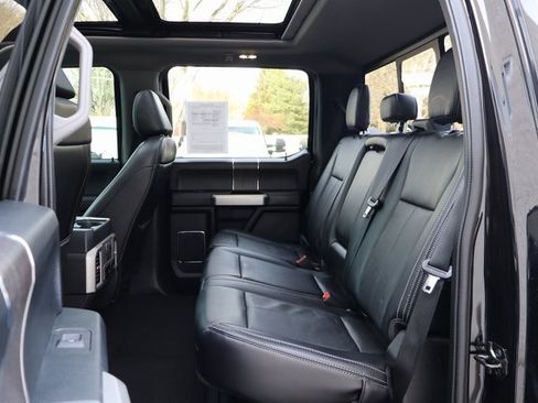 Used 2021 Ford F350 Lariat image 11