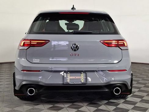 Used 2024 Volkswagen GTI SE FWD image 8