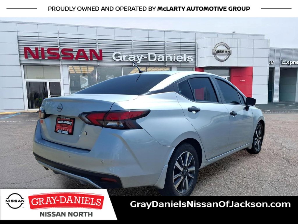 Used 2025 Nissan Versa S w/ S Plus Package FWD image 3