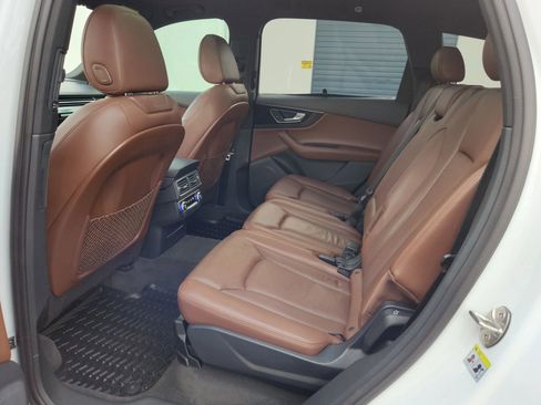 Used 2017 Audi Q7 3.0T Premium Plus image 18