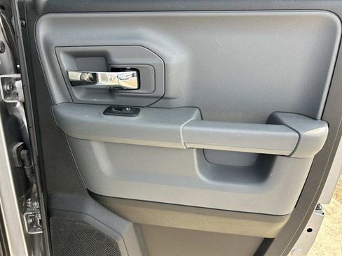 Used 2024 RAM 1500 Classic SLT image 18