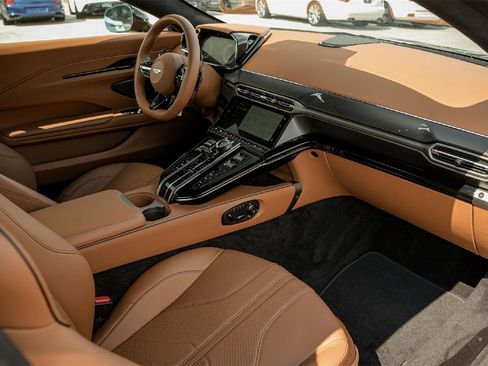 New 2025 Aston Martin V8 Vantage Coupe image 34