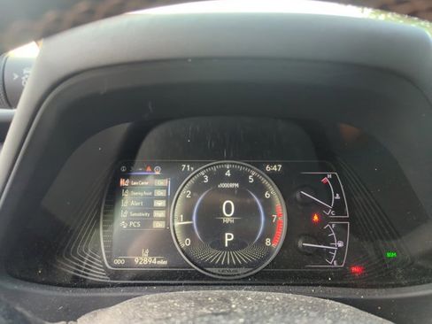 Used 2020 Lexus UX 200 w/ Accessory Package 2 FWD image 13