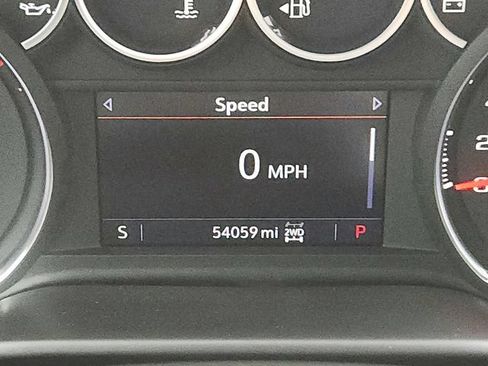 Used 2021 Chevrolet Silverado 1500 RST w/ Bed Protection Package AWD/4WD image 21