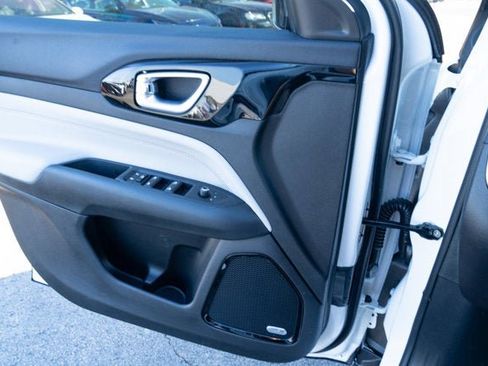 New 2026 Jeep Compass Limited w/ Sun, Sound & Navigation Group image 25