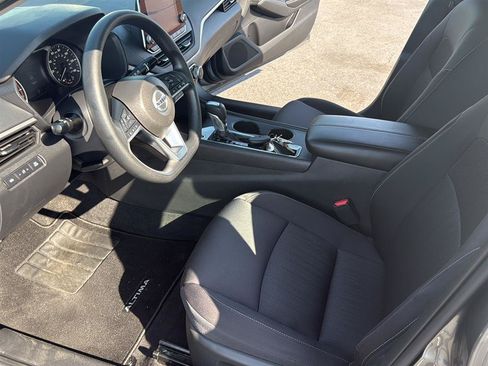 Used 2020 Nissan Altima 2.5 S FWD image 18