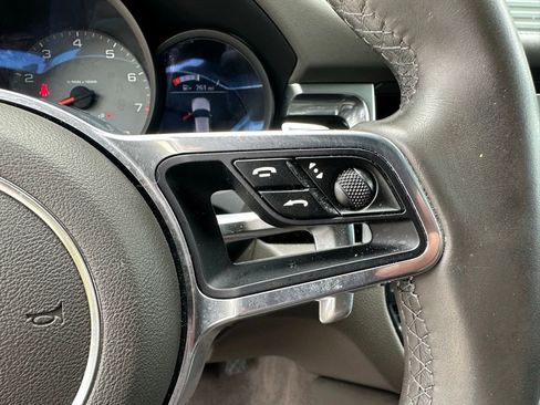 Certified 2019 Porsche Macan S AWD/4WD image 26