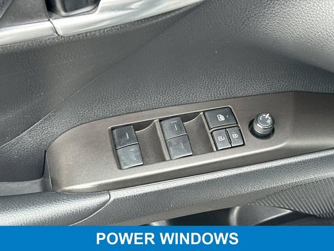 Used 2024 Toyota Camry SE FWD image 11