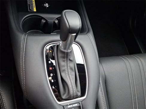 Used 2025 Honda HR-V EX-L image 15