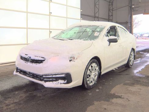 Used 2023 Subaru Impreza 2.0i image 1