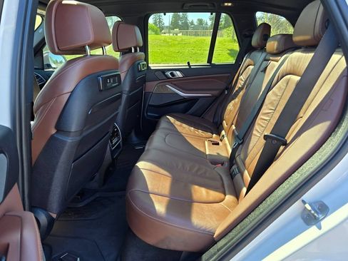 Used 2019 BMW X5 xDrive40i AWD/4WD image 13