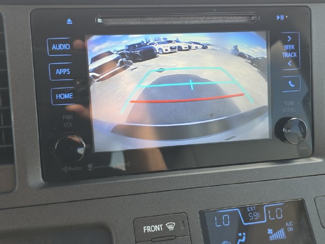 Used 2017 Toyota Sienna XLE FWD image 26