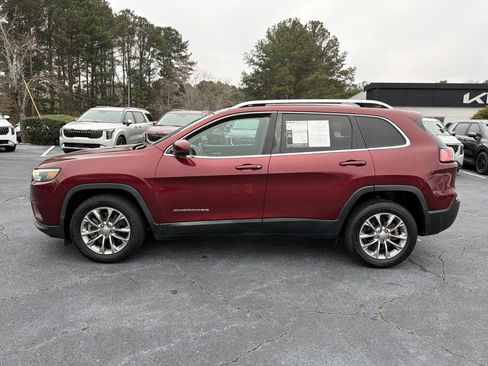 Used 2019 Jeep Cherokee Latitude Plus image 4