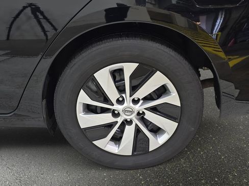 Used 2024 Nissan Altima 2.5 S FWD image 31