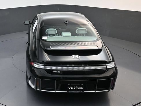 Used 2023 Hyundai Ioniq 6 SEL RWD image 18