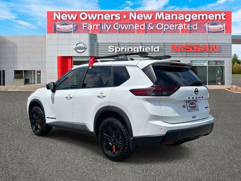 Used 2026 Nissan Rogue SV w/ Rock Creek Premium Package AWD/4WD image 6
