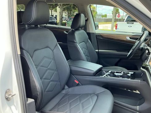 Used 2024 Volkswagen Atlas SE FWD image 27