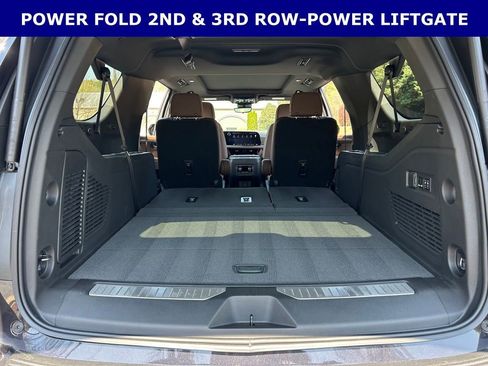 New 2026 Chevrolet Suburban High Country RWD image 17