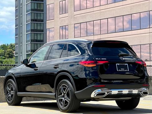Certified 2026 Mercedes-Benz GLC 300 4MATIC image 5
