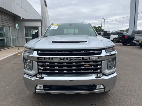 Used 2020 Chevrolet Silverado 2500 LTZ w/ LTZ Convenience Package AWD/4WD image 3