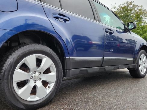 Used 2011 Subaru Outback 2.5i Premium w/ All-Weather Pkg image 16