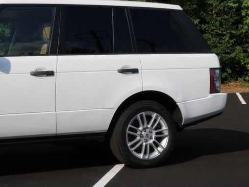 Used 2011 Land Rover Range Rover HSE AWD/4WD image 15