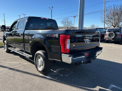 Used 2017 Ford F250 XLT w/ XLT Value Package image 5