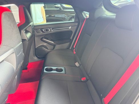 Used 2023 Honda Civic Type R image 18