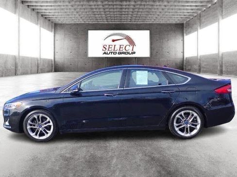 Used 2020 Ford Fusion Titanium FWD image 1