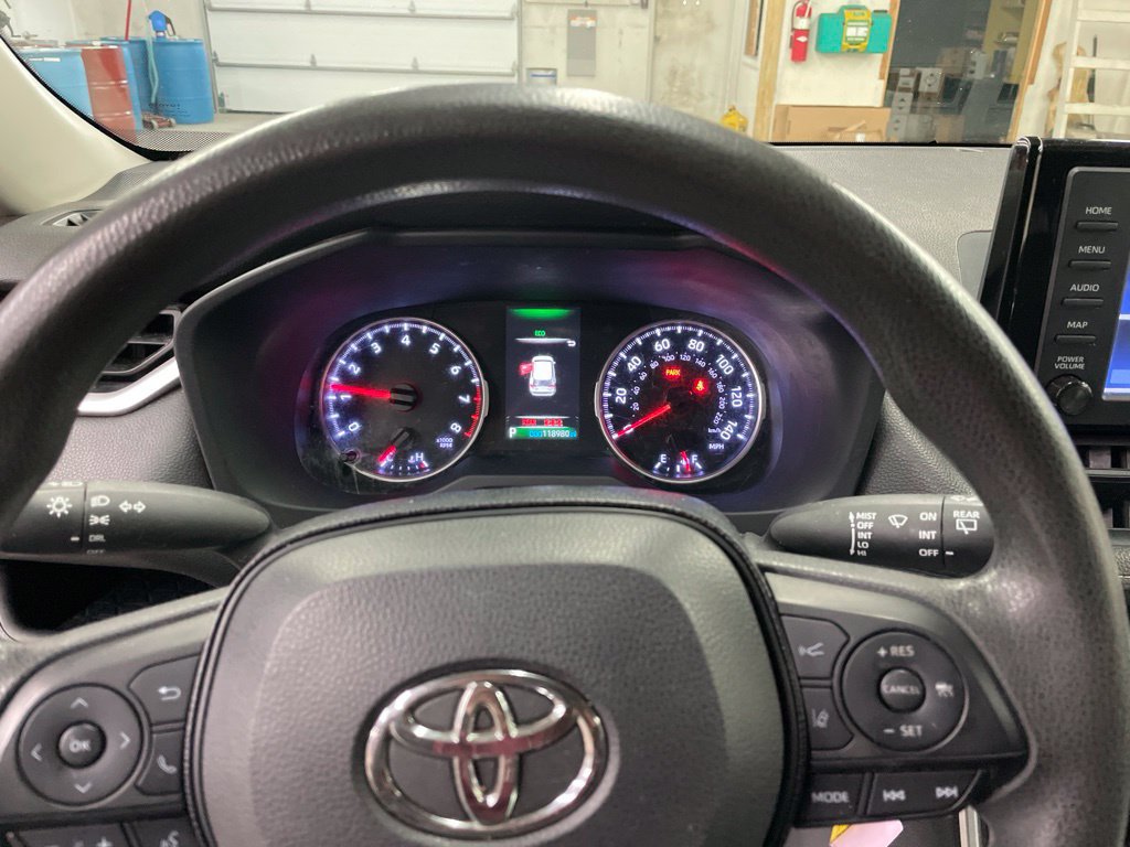 Used 2019 Toyota RAV4 LE w/ All Weather Liner Package AWD/4WD image 18