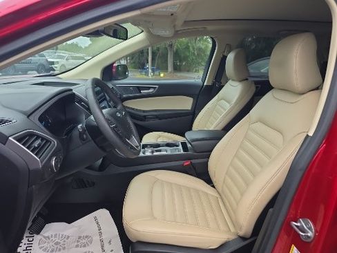 Certified 2022 Ford Edge SEL w/ Convenience Package AWD/4WD image 6
