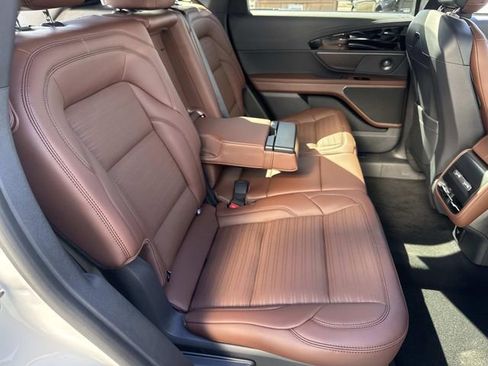 New 2026 Lincoln Nautilus Reserve w/ Jet Appearance Package image 10