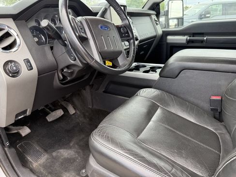 Used 2014 Ford F350 Lariat w/ Lariat Chrome Package AWD/4WD image 31