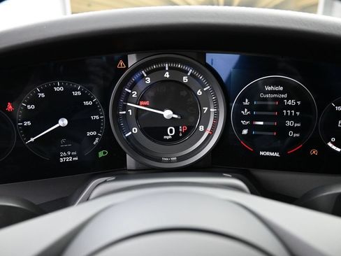 Certified 2024 Porsche 911 Carrera RWD image 29