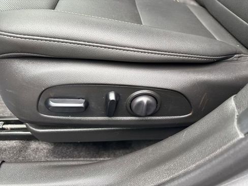 Certified 2024 Chevrolet Trax ACTIV w/ Sunroof Package image 14