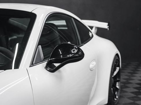 Used 2015 Porsche 911 GT3 RWD image 6