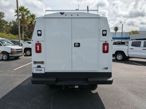 New 2025 Chevrolet Express 3500 w/ Power Convenience Package image 5